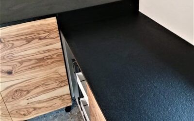 NERO ASSOLUTO płomień szczotka