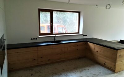 NERO ASSOLUTO ZIMBABWE satyna