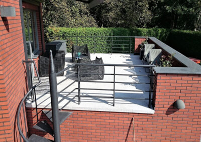 LIGHT GREY | PADDANG DARK