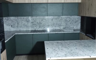 COLONIAL WHITE poler