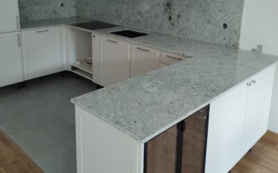 GRANIT COLONIAL WHITE poler