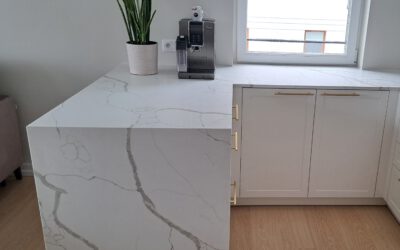 TECHNISTONE CRYSTAL CALACATTA SILVA poler